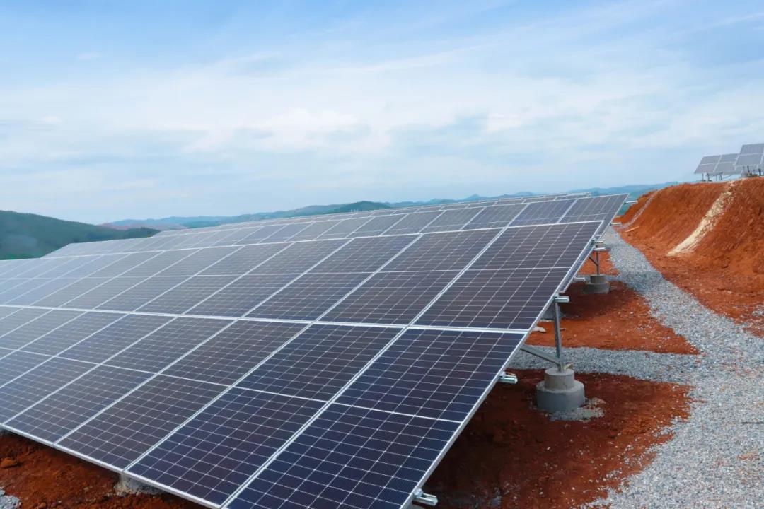 特大喜讯！由豪门国际官网集团承建湖南省墟落振兴树模项目——大元村光伏电站21日完工……