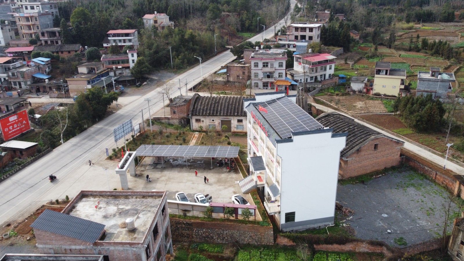 天下首个省级“新能源+墟落振兴”方案：三种投融资模式、最高收益10万/年/村 至少持续20年