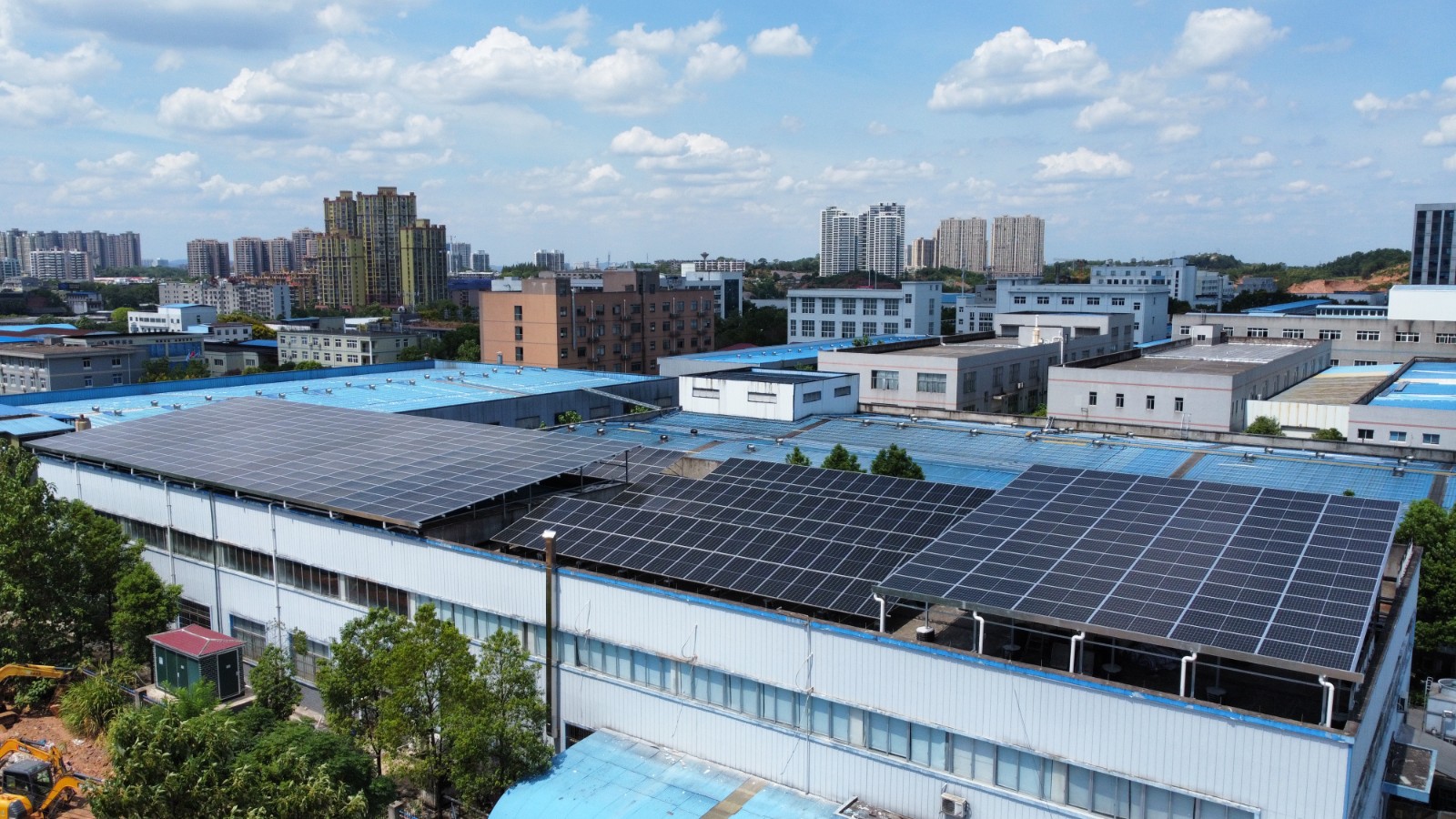 【工商业光伏建站正其时】株洲老工匠屋顶光伏项目完工仪式暨豪门国际官网集团工商业项目推介会株洲站乐成举行